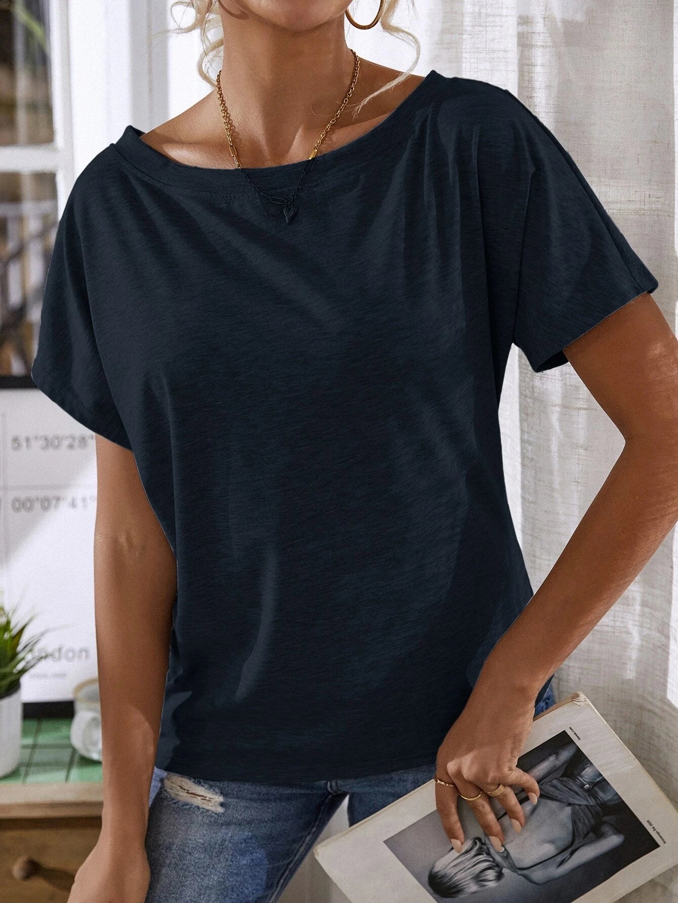 BELL Batwing Sleeve Solid Tee